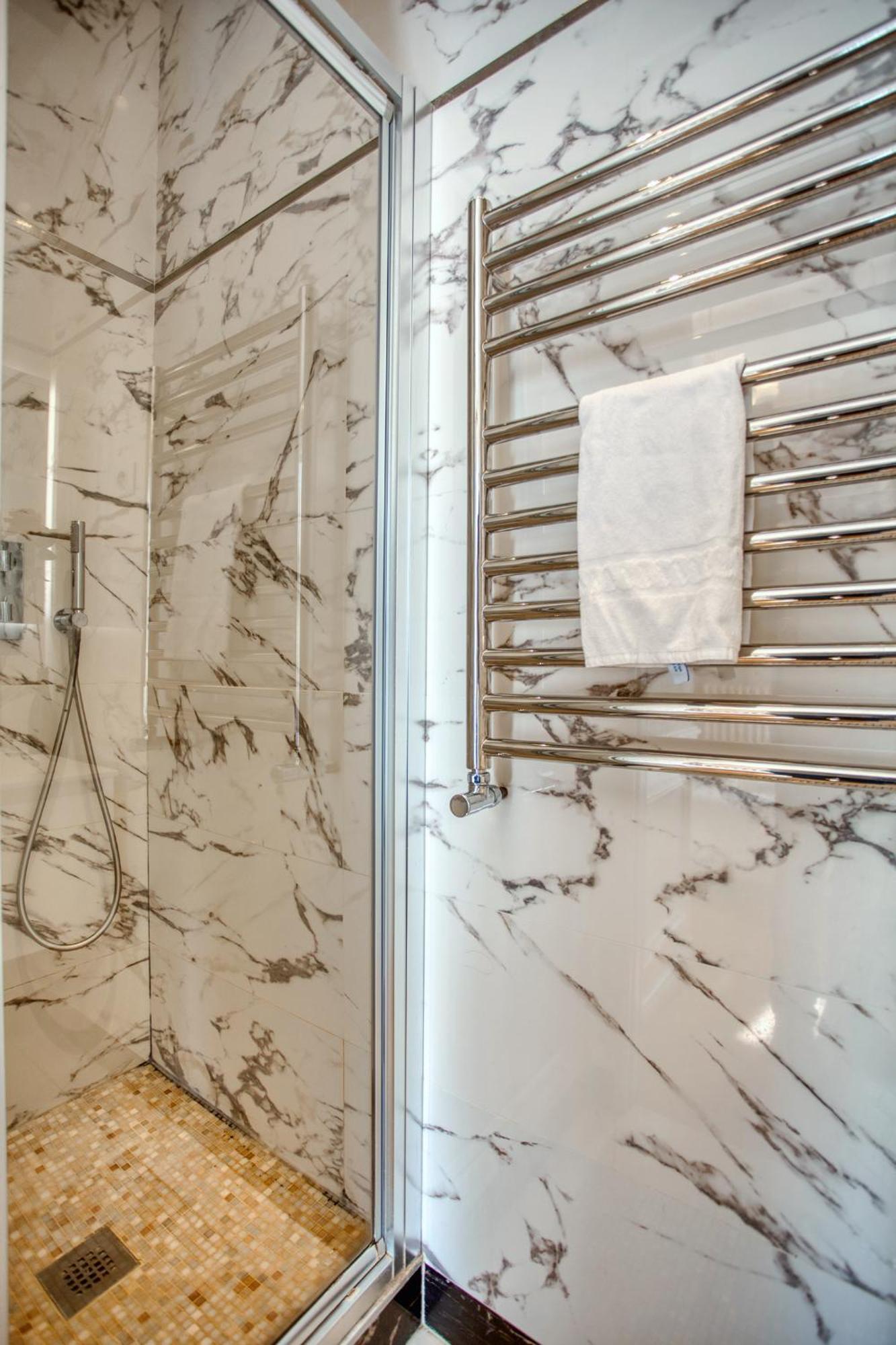 Luxueux 200M2 5Ch Champs Elysees A 1Min Perle Rare Paříž Exteriér fotografie